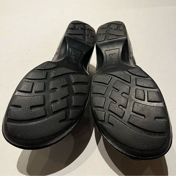 BOC Women's Heeled Slip On Clogs  Black Size 11M Embossed - Picture 9 of 10